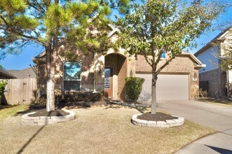 Building Photo - 13315 Maywater Crest Ct