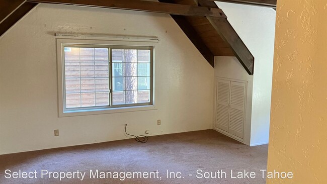 Building Photo - 4 br, 2 bath House - 1642 Oglala St