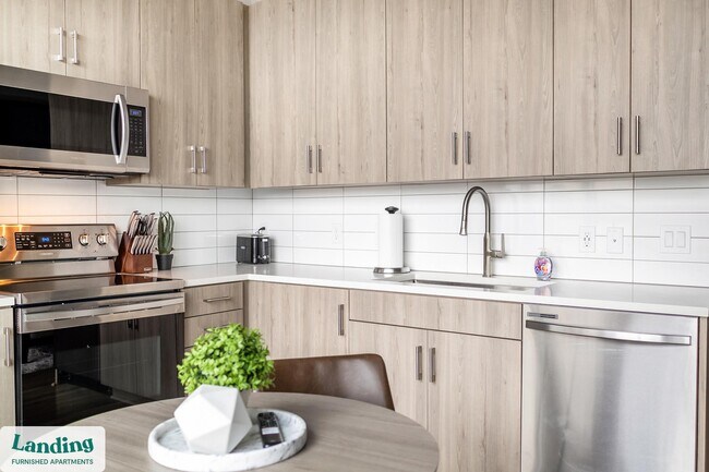 Foto del edificio - 151 S State St