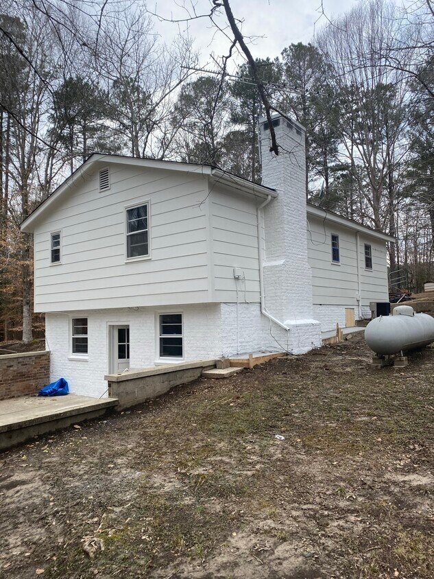 Primary Photo - 109 Eagle Ct