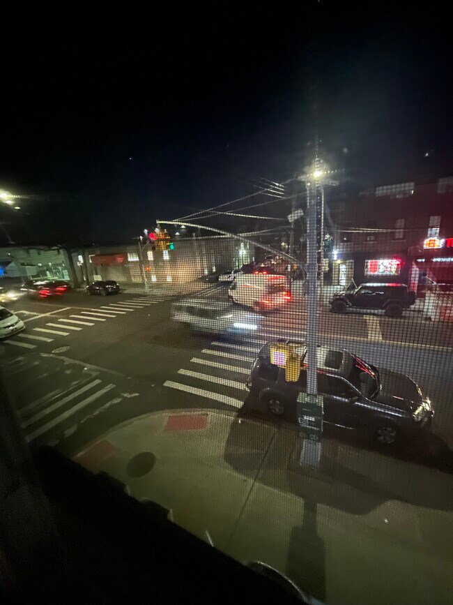 Foto del edificio - 12411 101st Ave