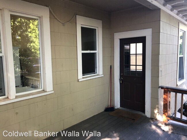 Foto del edificio - 3 br, 3 bath House - 331 S 4th Ave