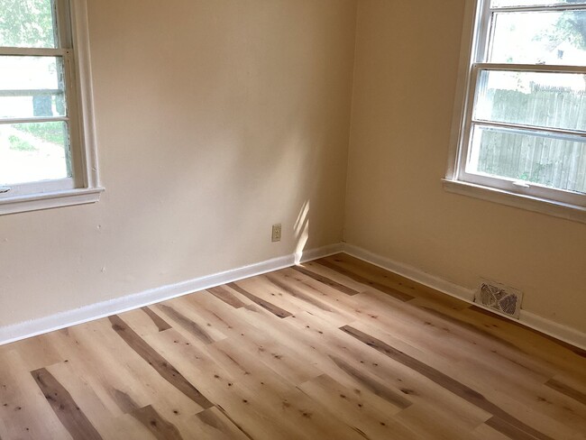 Foto del edificio - 5260-62 N 28th St