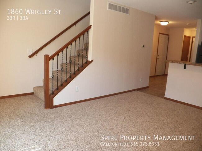 Building Photo - Ely 2 bedroom 1.5 bath town home with atta...