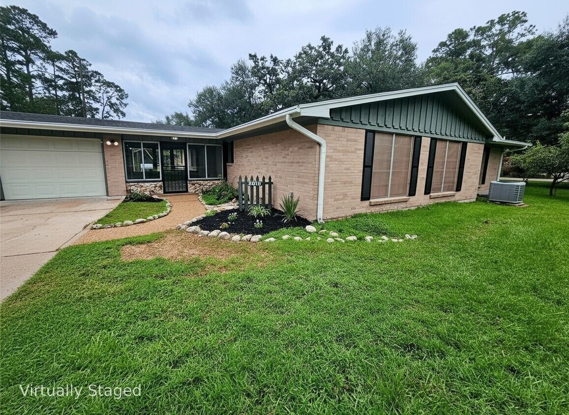 Foto principal - 2015 Silver Leaf Dr