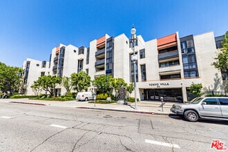 Building Photo - 222 S Central Ave