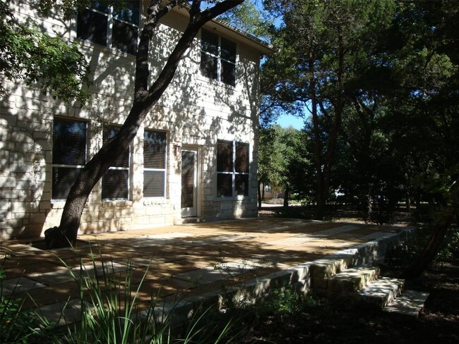 Building Photo - 5000 Mission Oaks Blvd