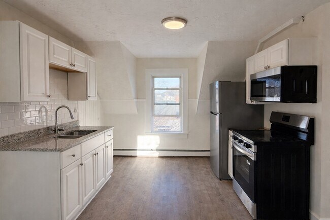 Foto del edificio - 75 Haviland Ave