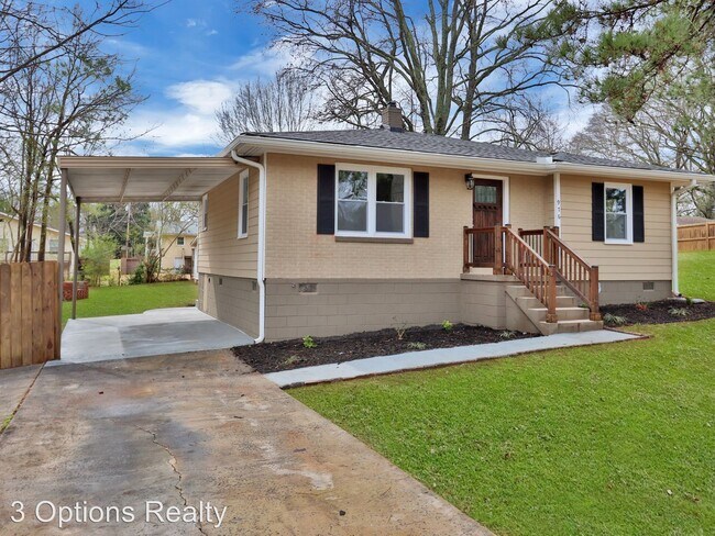 Foto del edificio - 3 br, 3 bath House - 976 Pinehurst Dr.