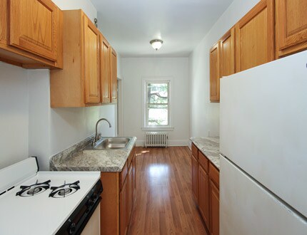 Primary Photo - 214-35 93rd Ave