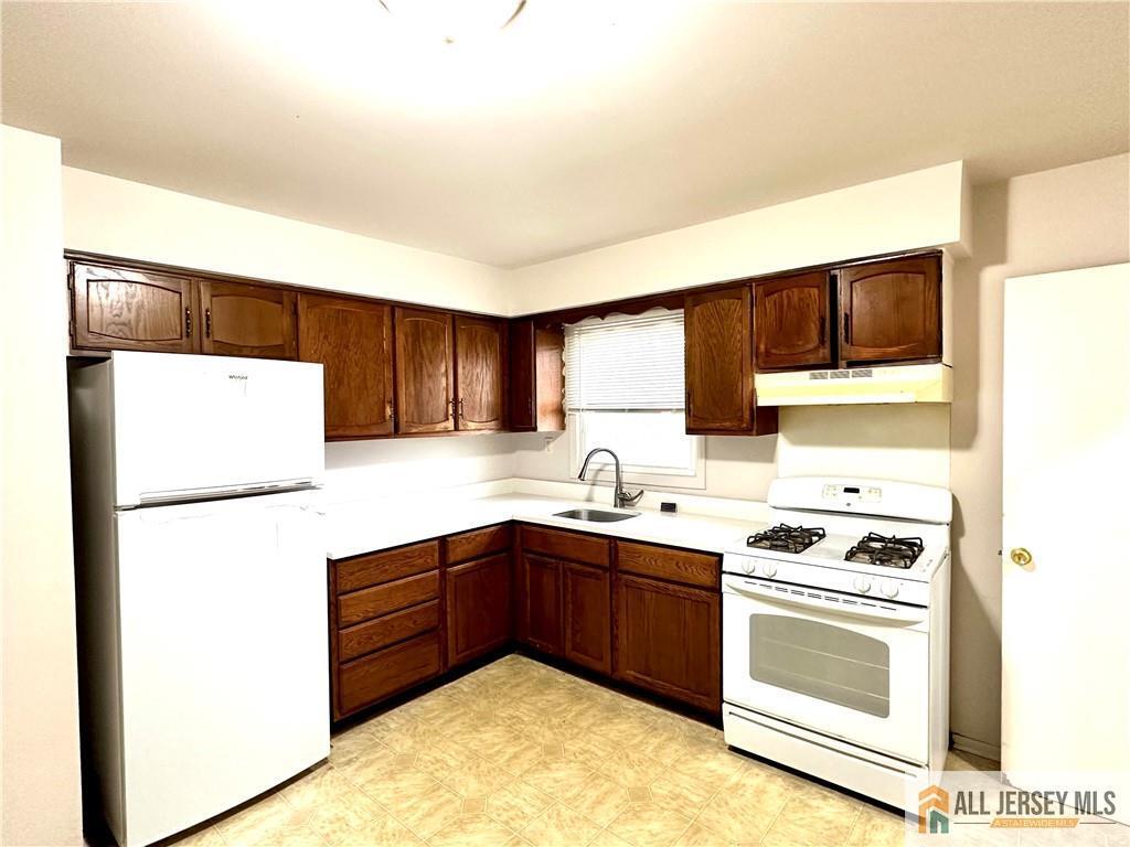 Foto principal - 909 Hermann Rd