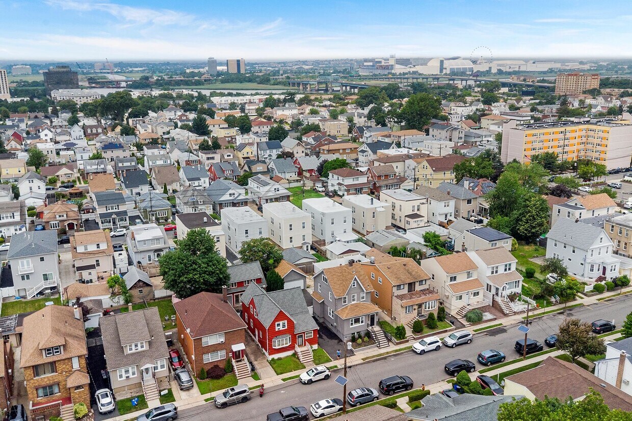 Foto principal - 725 4th St