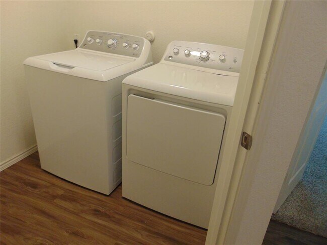 Foto del edificio - 181 Crystal River Rd