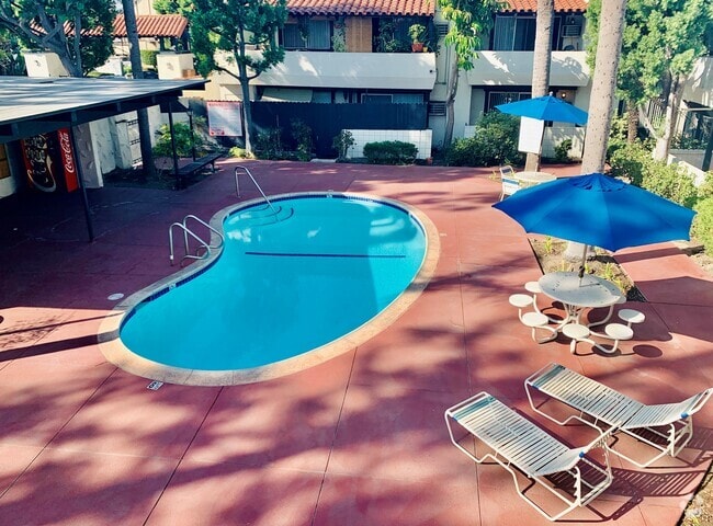 Building Photo - Casa Fortin Apartments