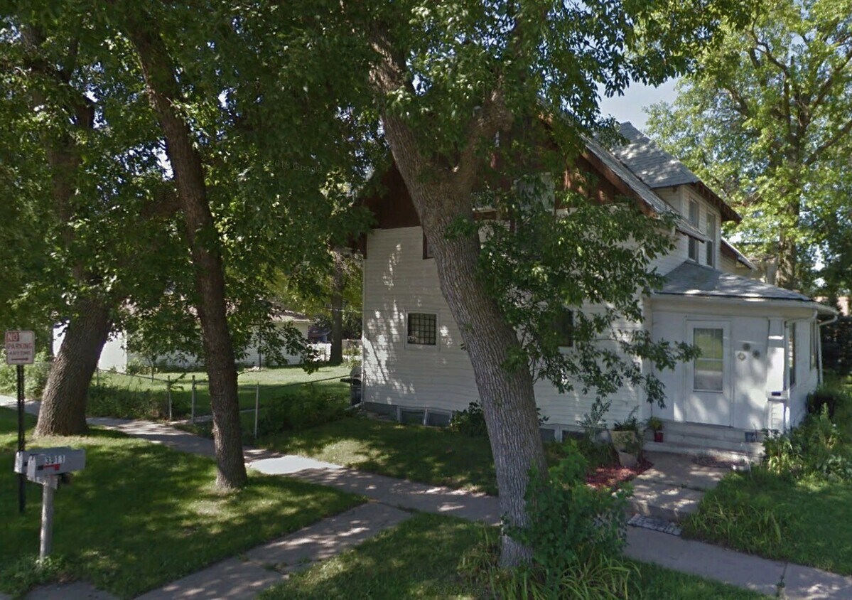 Foto principal - 4643 Calvert St