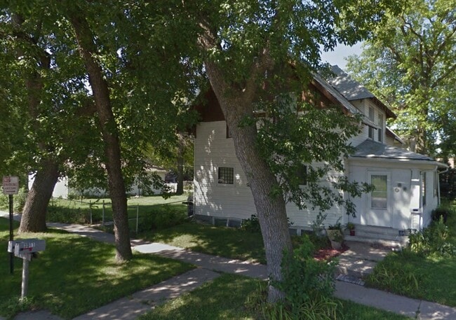 Building Photo - 4643 Calvert St