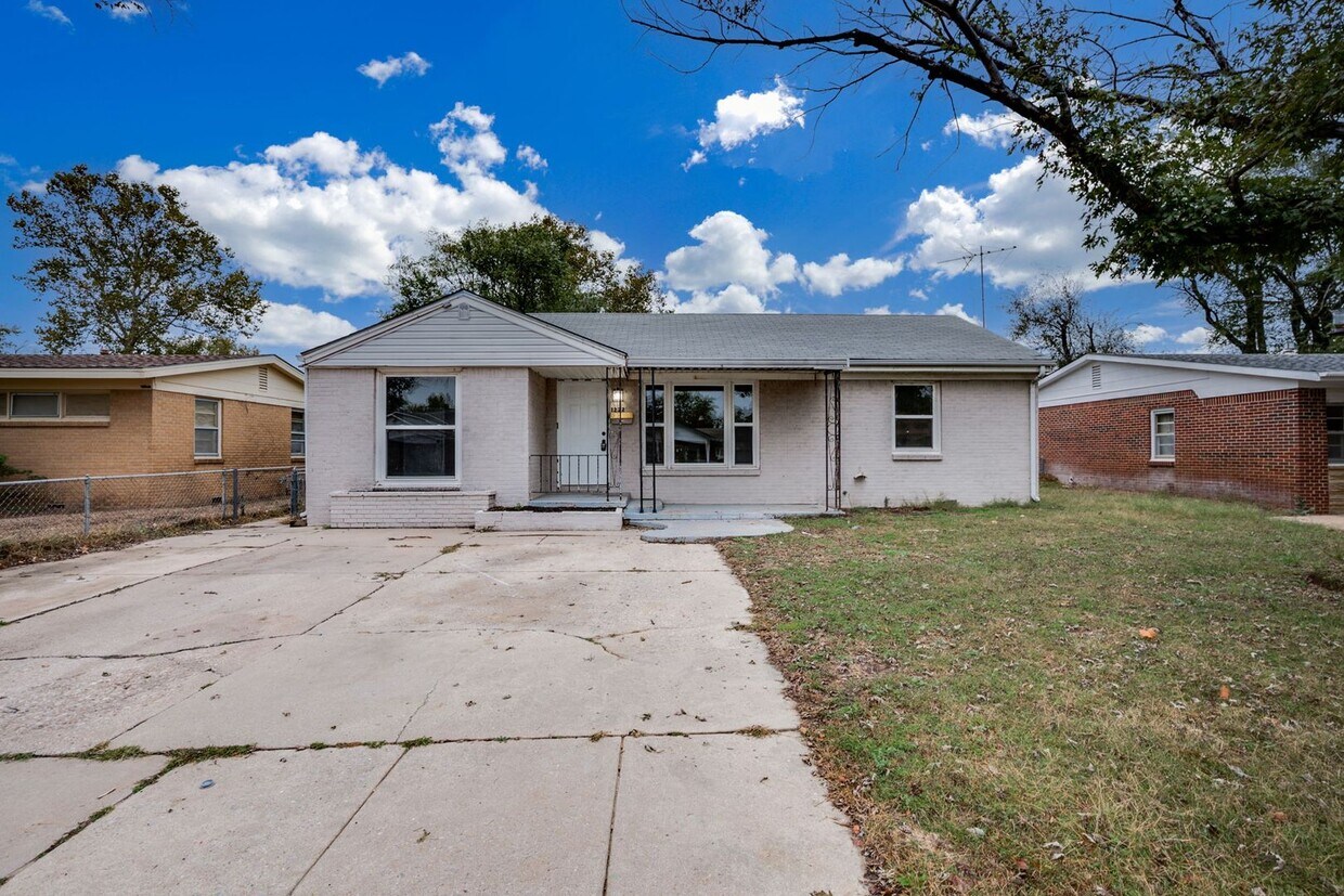 Foto principal - 1222 E Del Mar St