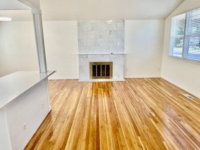 Foto del edificio - New on the Market!