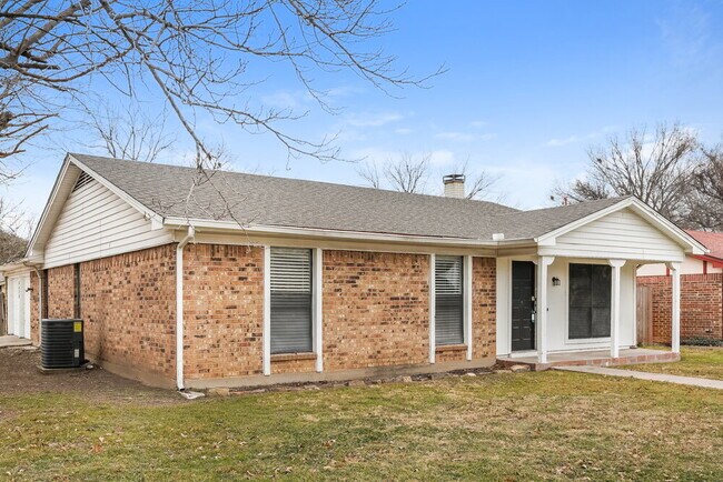 Foto del edificio - 6628 Brookdale Dr