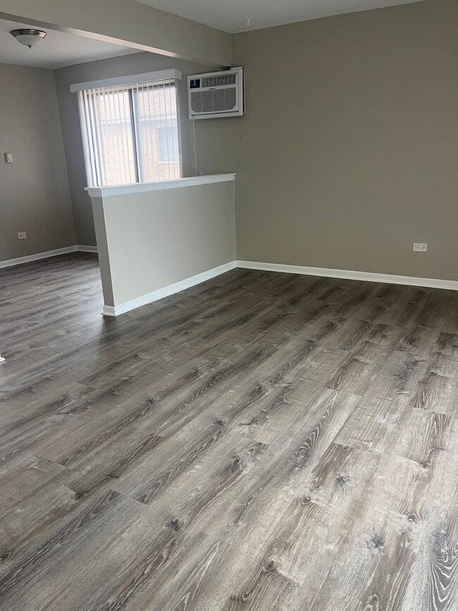 Building Photo - 6045 Marshall Ave