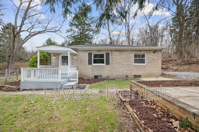 Photo - 600 Camp Meeting Rd House