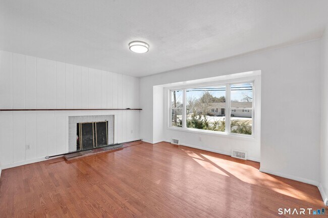 Foto del edificio - 178 Kelly Rd