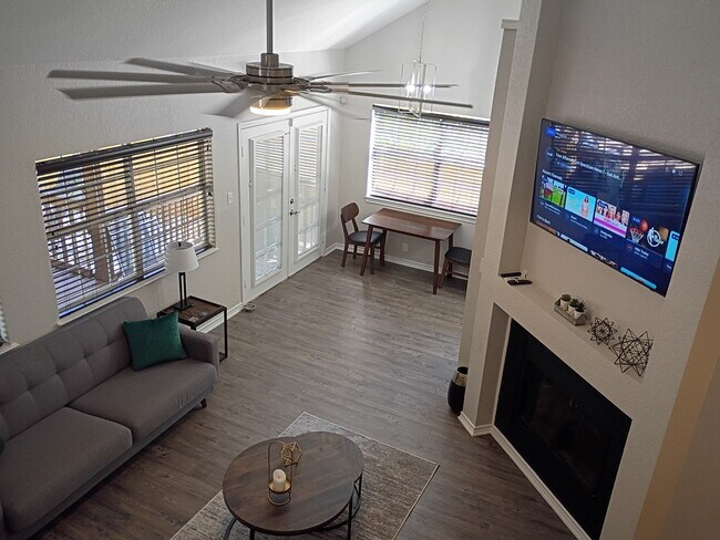 Building Photo - 2850 Village Pky
