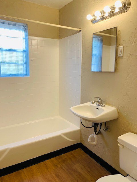 Foto del edificio - 2715 NW 36th St