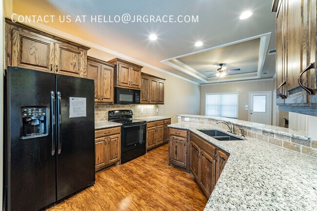 Building Photo - 454 Neals Hill Rd