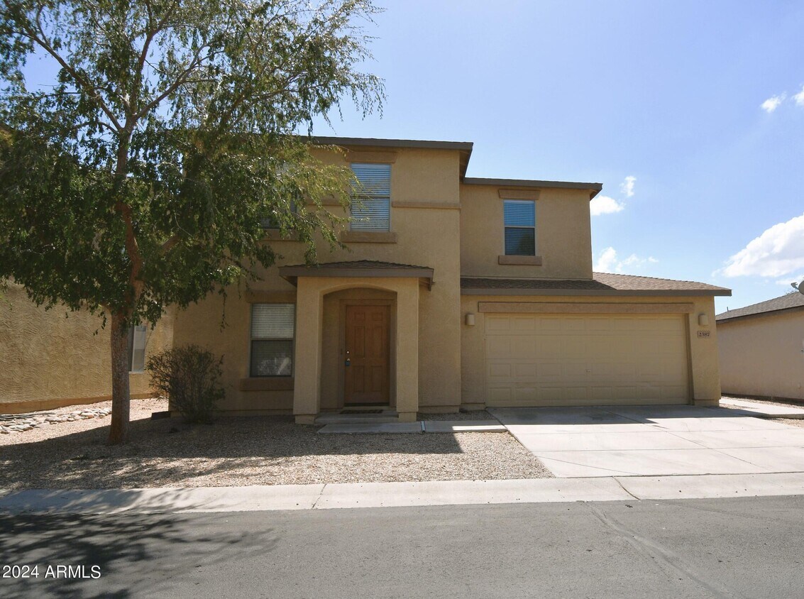 Primary Photo - 2387 E Meadow Creek Way