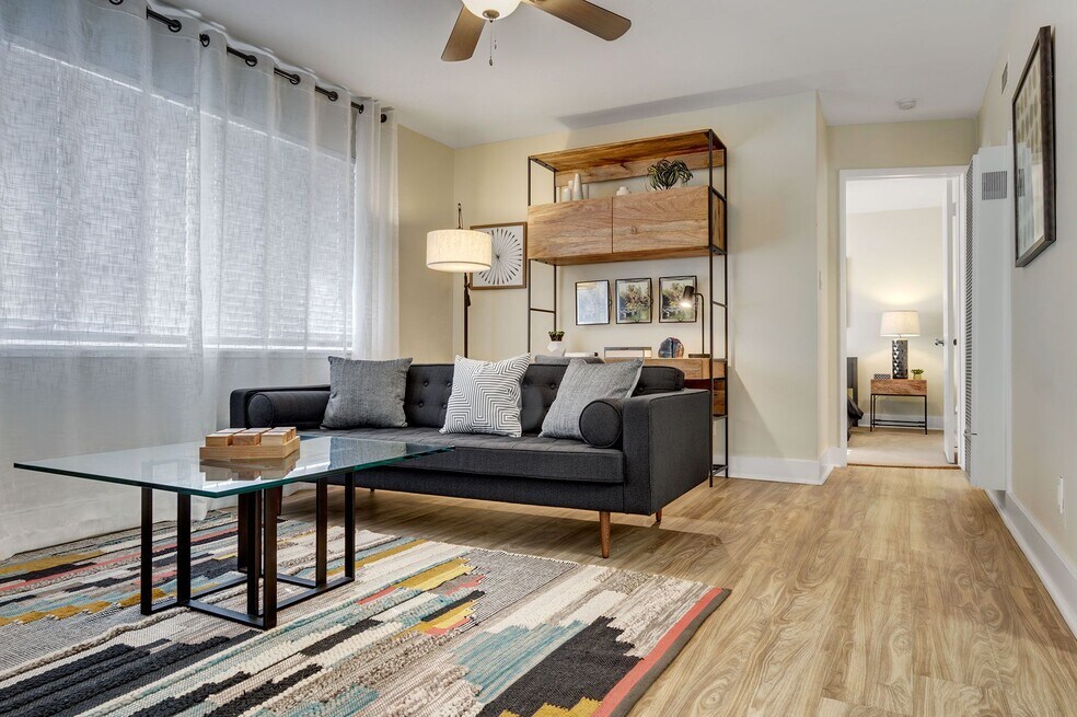 Lantana Hills Apartment Homes