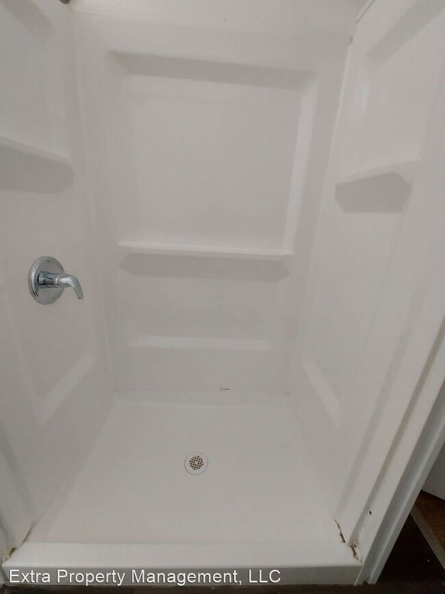 Foto del edificio - 4 br, 1 bath House - 62 Passaic St