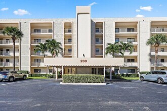 Building Photo - 200 Intracoastal Pl