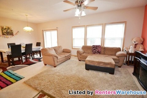 Foto del edificio - 5025 Fountain Ln N