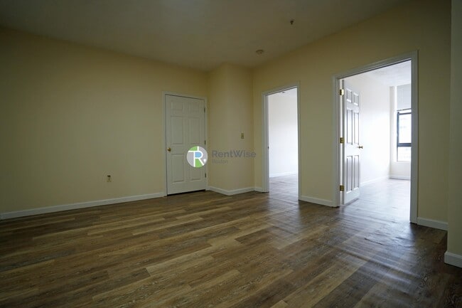 Photo - 81 Essex St Apartment