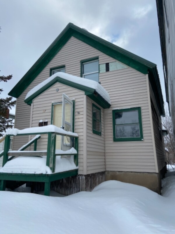 27 W 3rd Ave N Unit 1, Aurora, MN 55705 Room for Rent in Aurora, MN