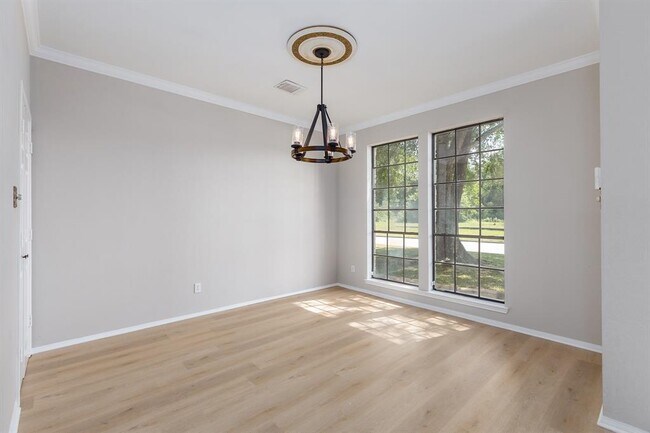 Building Photo - 19306 Spruce Bough Ln