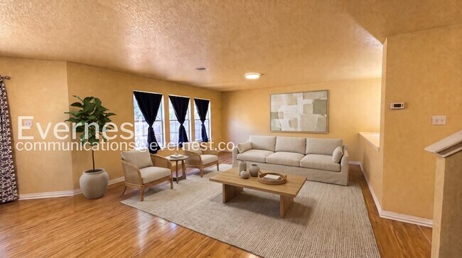 Building Photo - 3 Bed/2.5 Bath Home with Fenced Yard & Garage / Pet-Friendly / Available Now!
