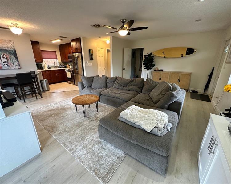 Primary Photo - 615 SW 16th Ct