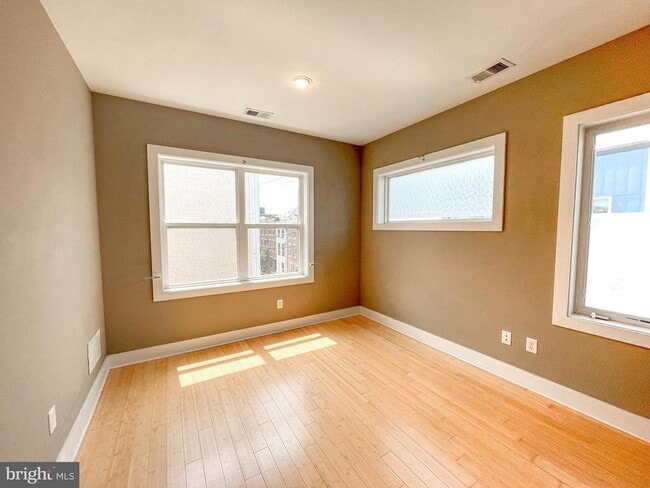 Foto del edificio - 516 Carpenter St