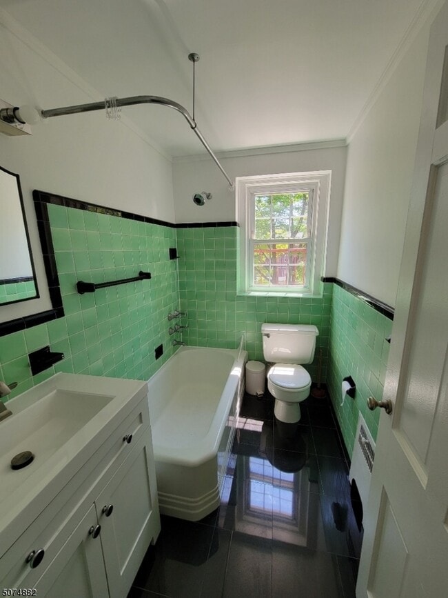 Building Photo - 217 Prospect Ave