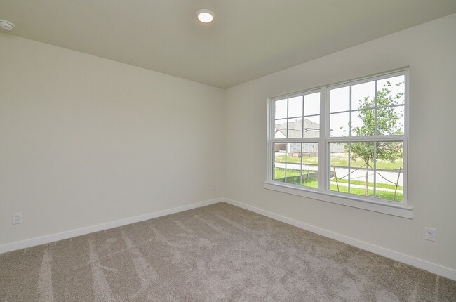 Building Photo - 4656 Peony Grn Dr