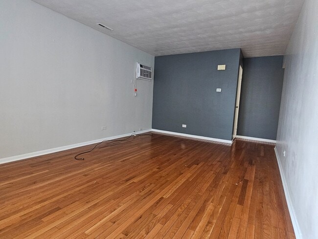 Building Photo - 115 157th St