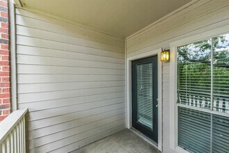 Building Photo - 1330 Old Spanish Trl