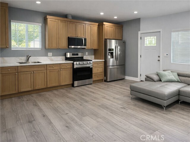 Building Photo - 14673 Clymer St