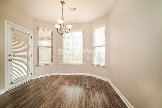 Building Photo - 254 Forrest Dr