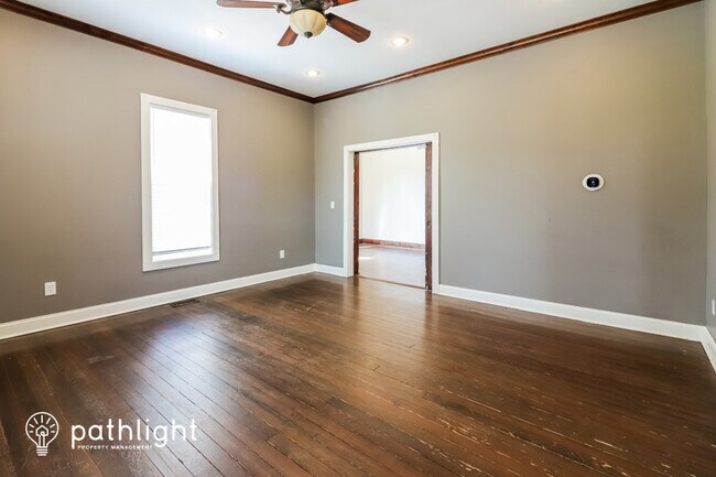 Building Photo - 210 E Hale St, Spring Hill, KS, 66083