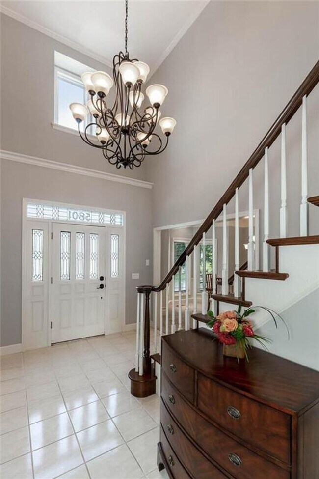 Foto del edificio - {5801} Spacious 2 Story Home in highly des...