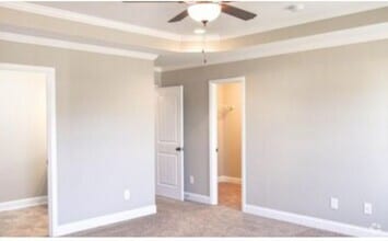 Building Photo - 3037 N Kilchattan Dr