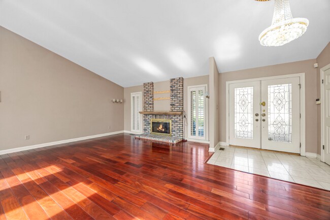 Foto del edificio - 2244 Kehrsglen Ct